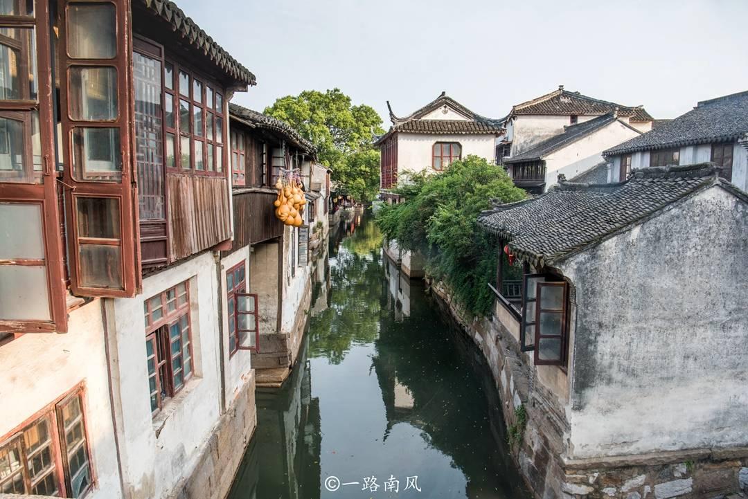 甜美奥莉暑假逛街